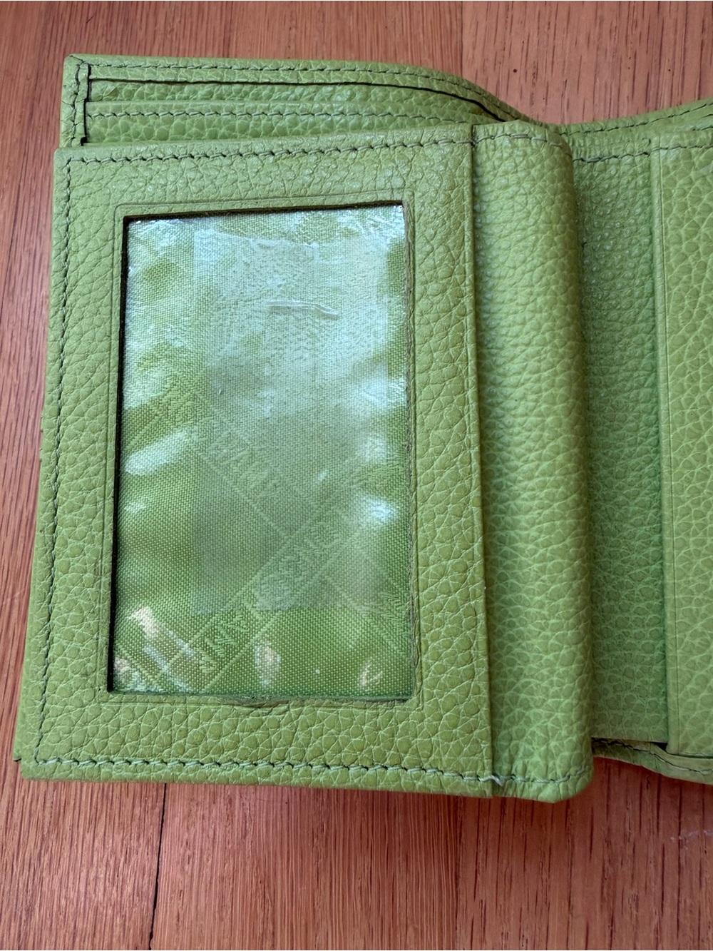 Longchamp - Lime Green Leather Bifold Compact Wallet - Picture 9 of 11